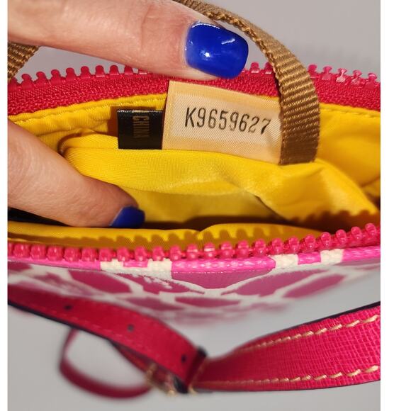 Dooney & Bourke Pink & White Geo Print Canvas Crossbody - Picture 15 of 16